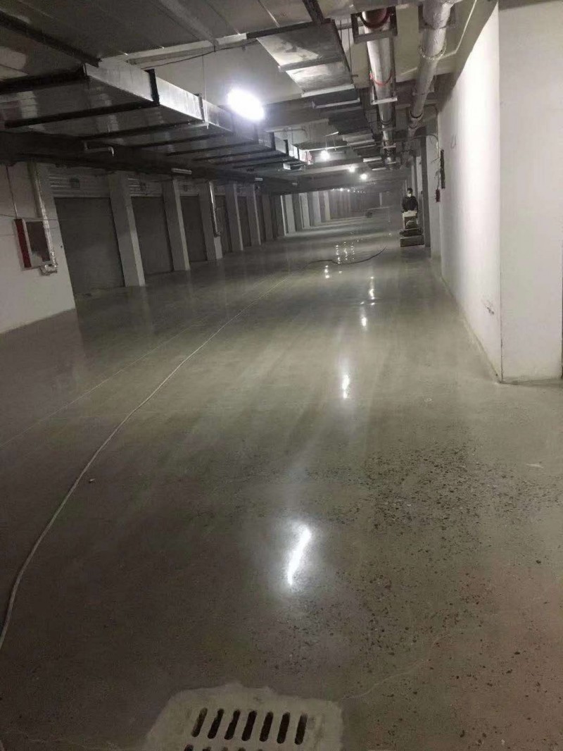 地坪施工中的基础打磨为何如此重要？