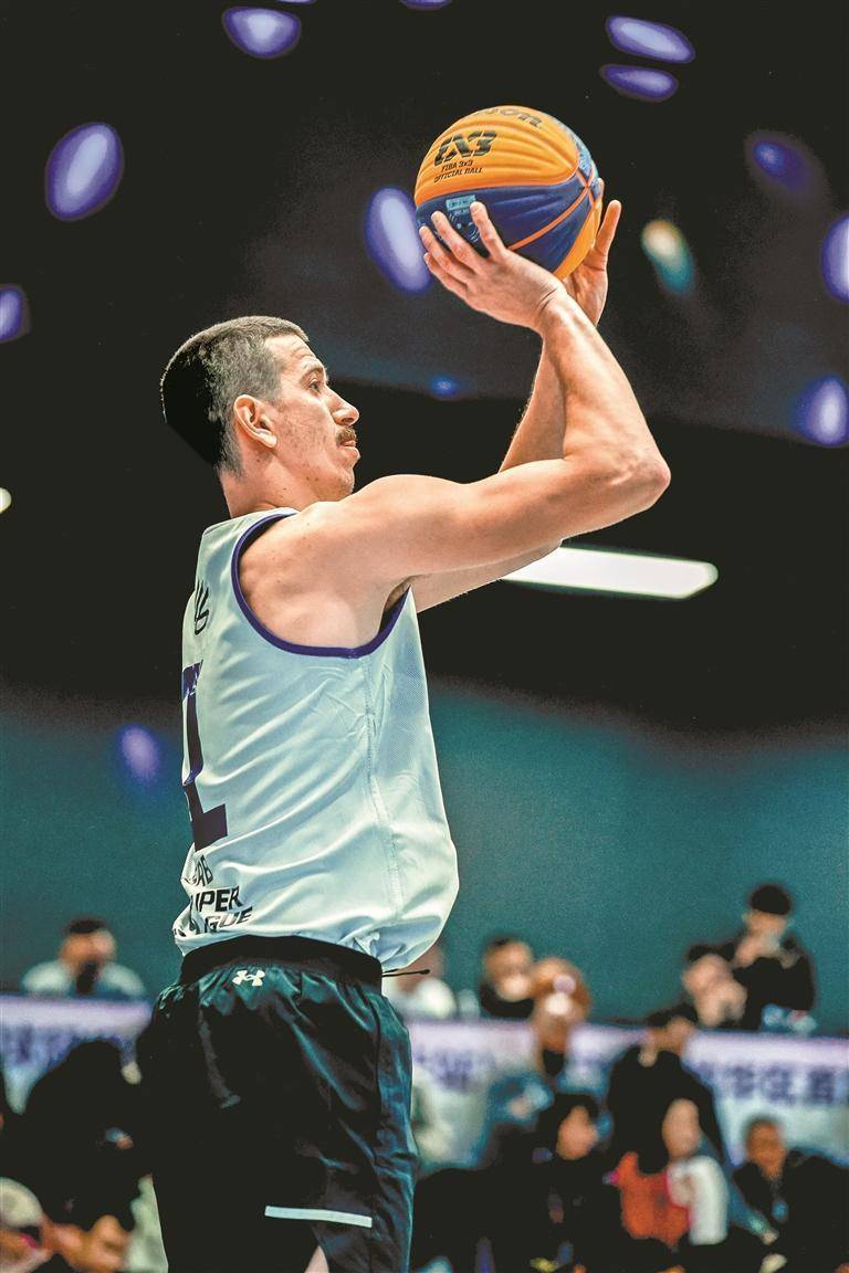 平博Pinnacle12支邦际顶尖球队球场捉对厮杀